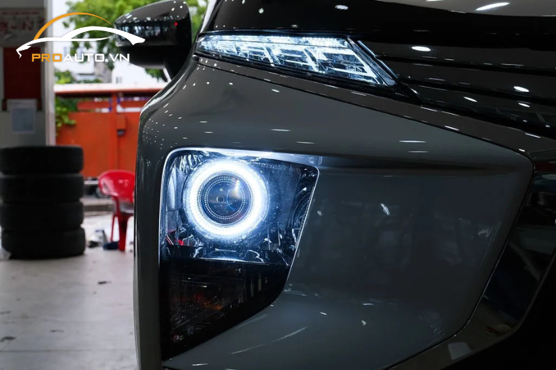 Độ đèn xe Mitsubishi Xpander
