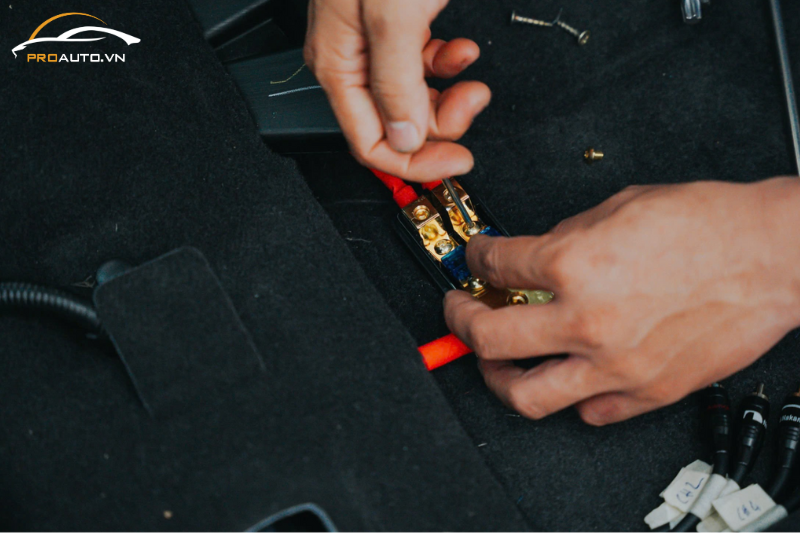 Kinh nghiệm độ loa xe Mitsubishi Xforce 2024 chính hãng chủ xe cần biết