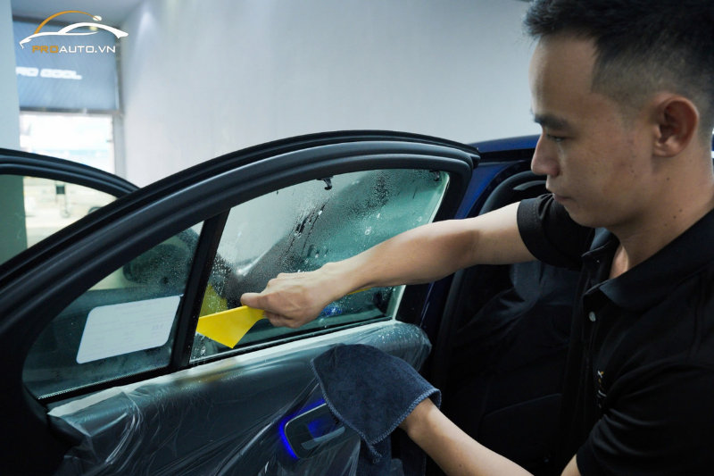 Kỹ thuật dán phim cách nhiệt 3M chuyên nghiệp