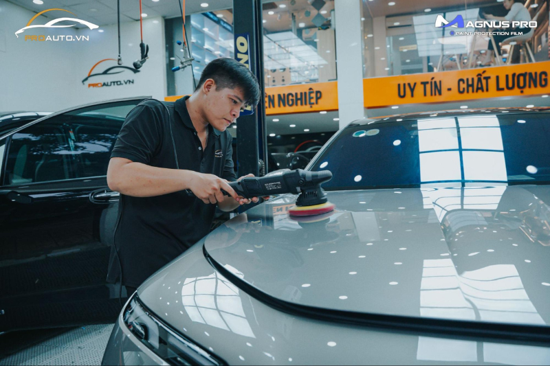 Một số lưu ý mà chủ xe cần biết khi dán phim PPF xe BMW i7