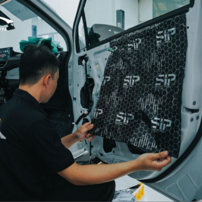 Tại sao phải dán cách âm chống ồn xe Hyundai Santafe 2025?