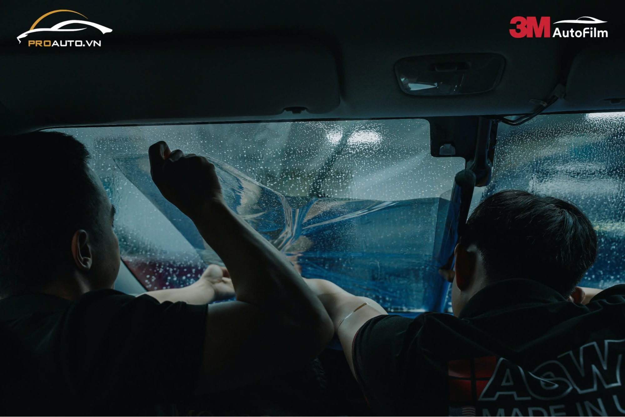 Thi công dán phim cách nhiệt 3M tại PROAUTO uy tín