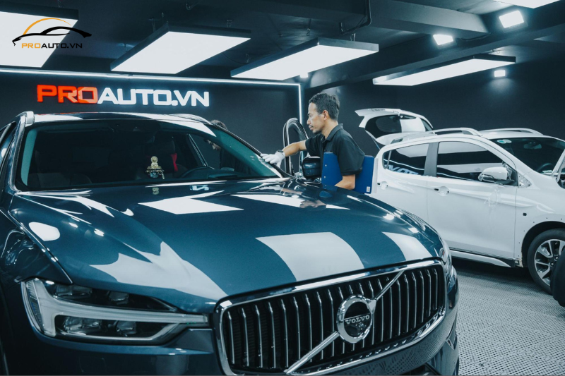 Volvo sẽ được kiểm tra KCS sau khi hoàn thành quy trình dán PPF