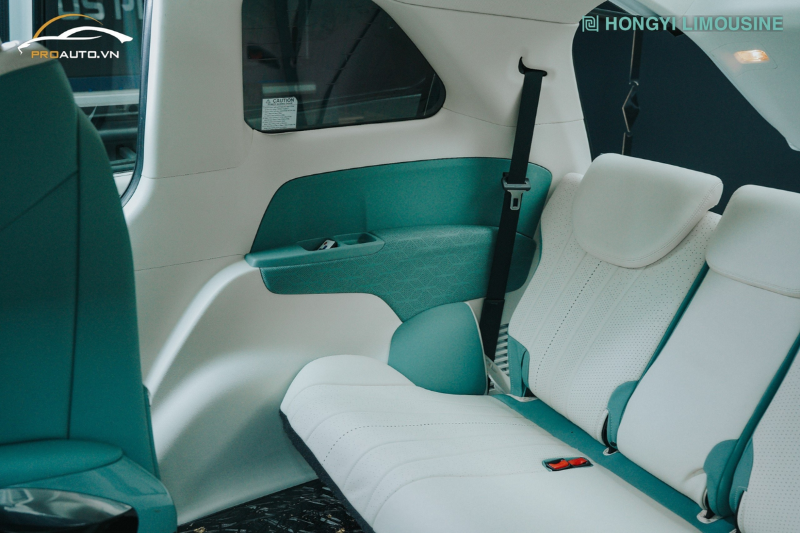 Đổi màu cột A, B, C cho xe Honda Odyssey