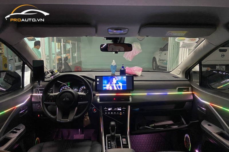 Led nội thất xe Mitsubishi Xpander