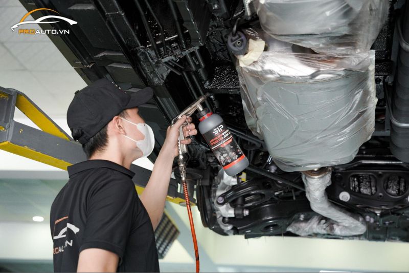 Xịt phủ gầm xe ô tô là gì?