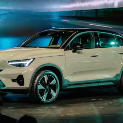 Bí quyết dán phim cách nhiệt xe Volvo EC40 chuẩn nhất