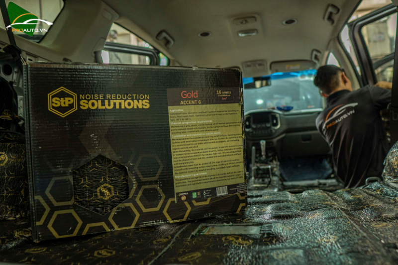 Cách âm chống ồn xe Volvo EC40 với vật liệu StP