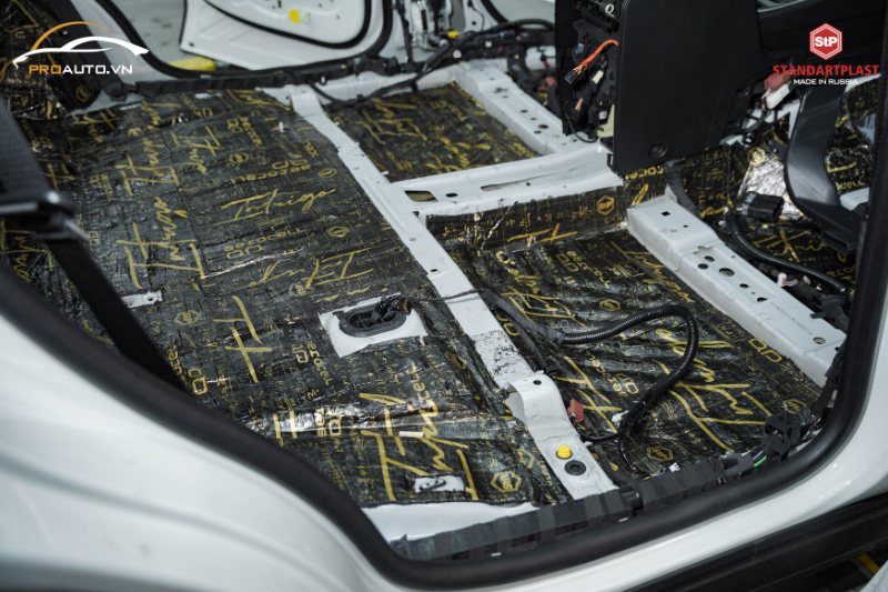 Cách âm STP Aerocell QP Intrigo tăng độ cứng kim loại lên 7 lần