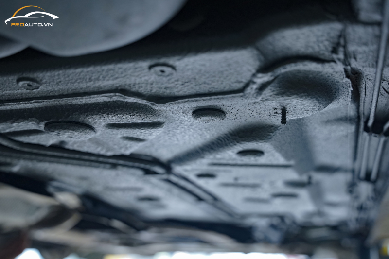 Lớp phủ gầm hoàn chỉnh xe KIA Sportage 2025 tại PROAUTO.VN