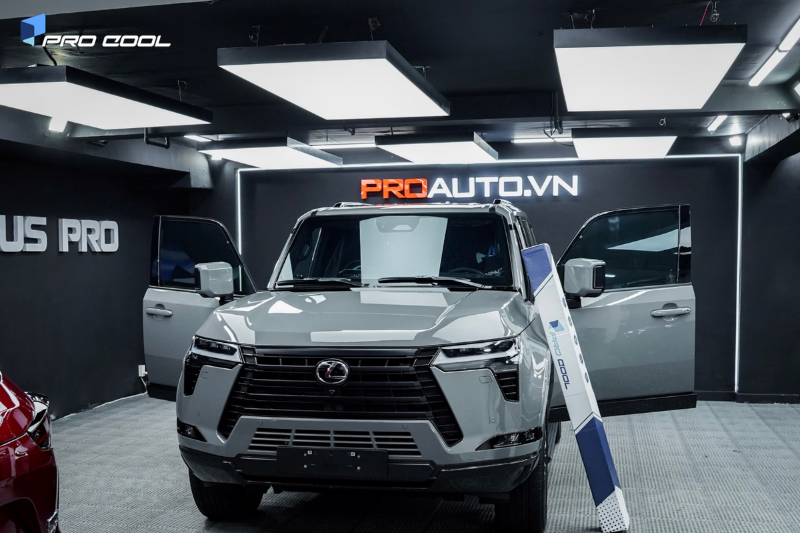 Có nên dán phim cách nhiệt ô tô không?