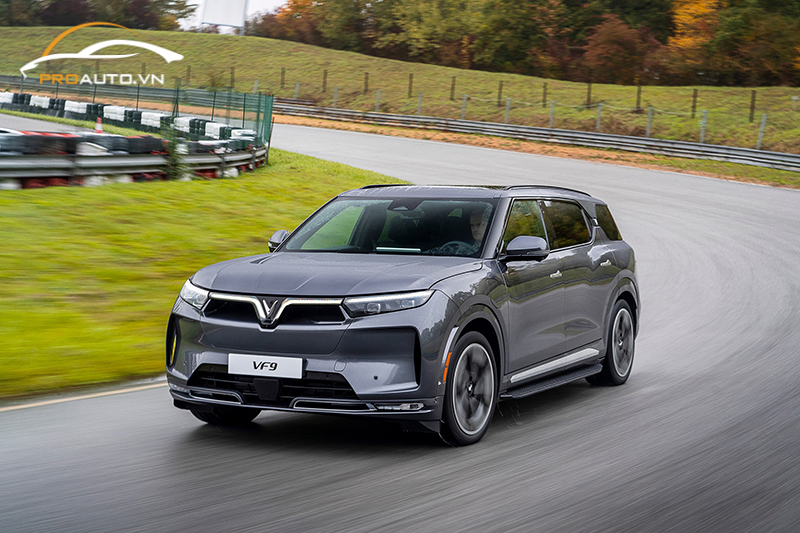 Có nên nâng cấp phụ kiện đồ chơi cho Vinfast VF9 không?