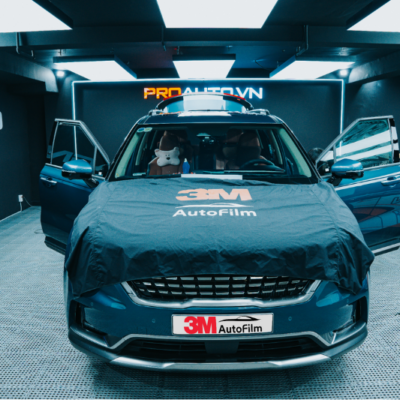 Dán phim cách nhiệt cửa kính thương hiệu 3M xe KIA Carnival 