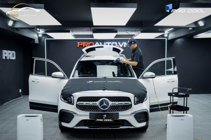 Dán phim cách nhiệt ô tô, xe hơi