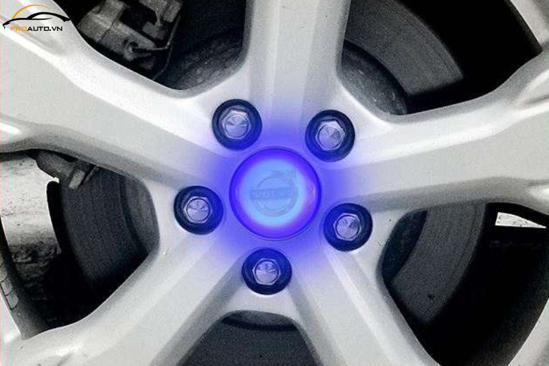 Độ led lazang xe Volvo EC40