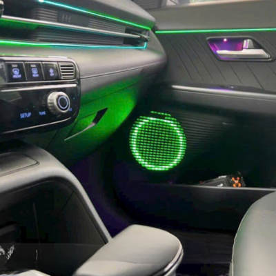 Độ LED viền nội thất xe Vinfast VF3 tại vành loa cửa xe