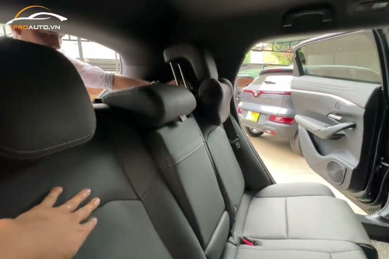 Độ ngả ghế băng sau cho Vinfast VF7 không cắt, hàn, khoét