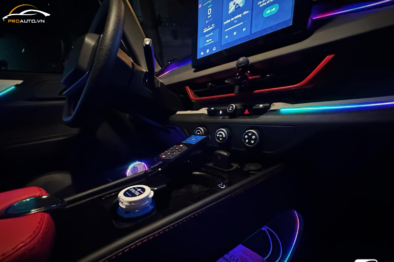 Kinh nghiệm độ LED viền nội thất xe Vinfast VF3 chính hãng
