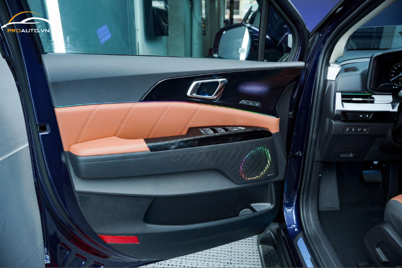 Kinh nghiệm độ loa xe Volvo EC40 chủ xe cần biết