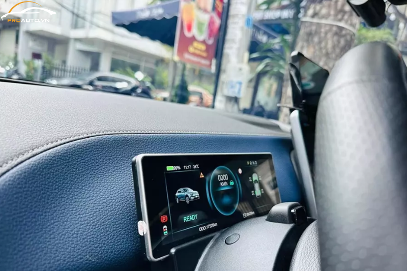 Màn hình Cluster VF3 cho phép theo dõi tình trạng xe