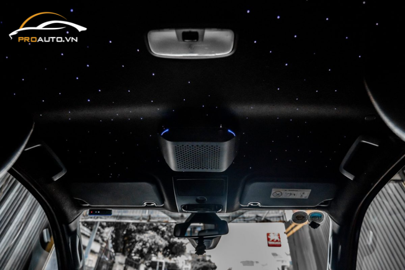 Máy lọc không khí cho xe điện Vinfast VF8