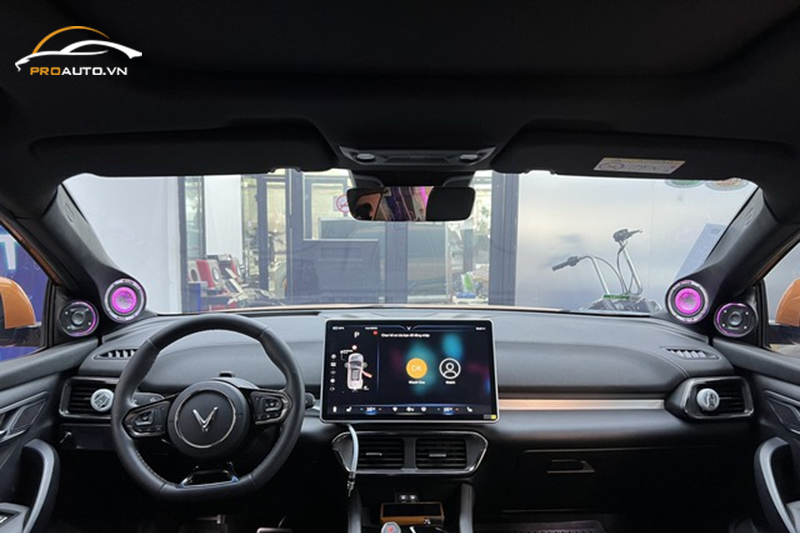 Nâng cấp âm thanh chuyên nghiệp xe Vinfast VF9