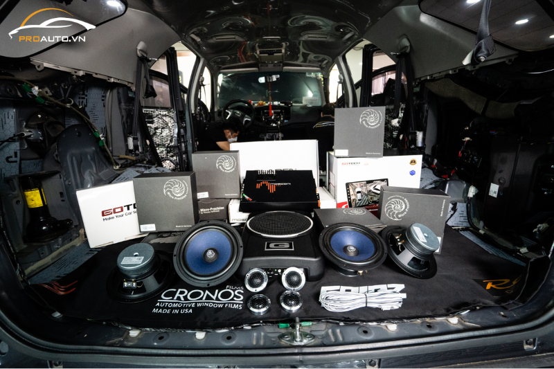 Nâng cấp âm thanh - Phụ kiện đồ chơi xe Volvo EC40