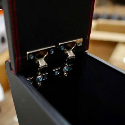 Ngăn chứa đồ rộng lớn trên bệ tỳ tay cho Vinfast VF3