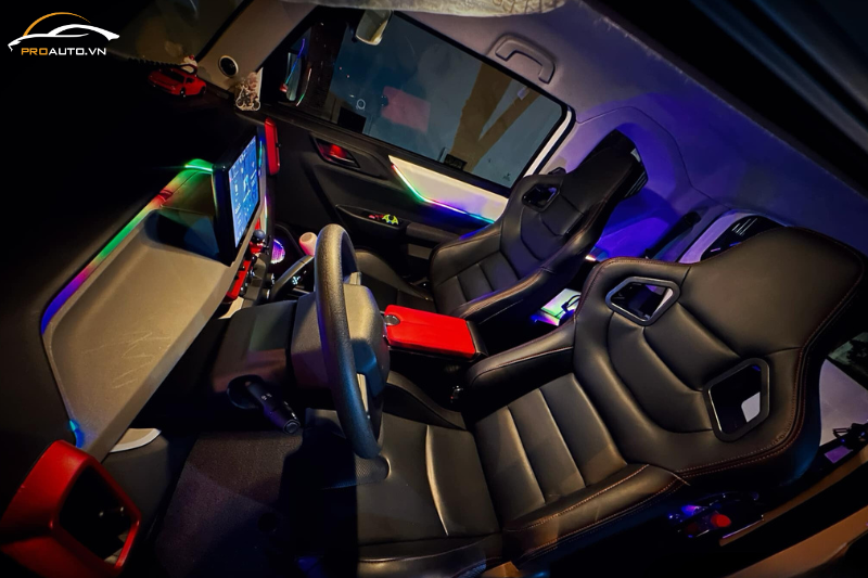 Nội thất xe Vinfast VF3 độ LED chỉnh màu sắc
