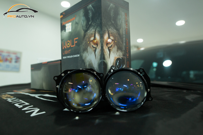 Đèn bi pha độ xe Volvo EC40 thương hiệu Aozoom chính hãng