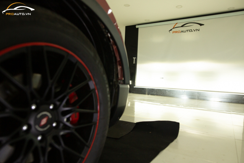 Test độ sáng sau khi lắp đặt đèn pha xe KIA Sportage 2025 tại PROAUTO.VN