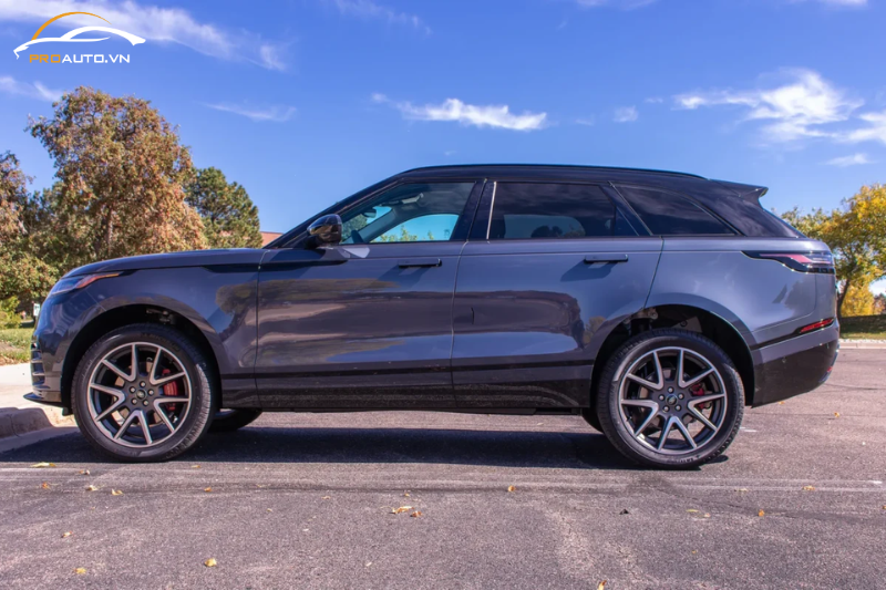 Thân xe Range Rover Velar 2025