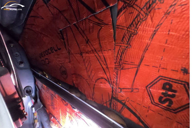 Thi công dán STP Aerocell QP Genio tại PROAUTO.VN