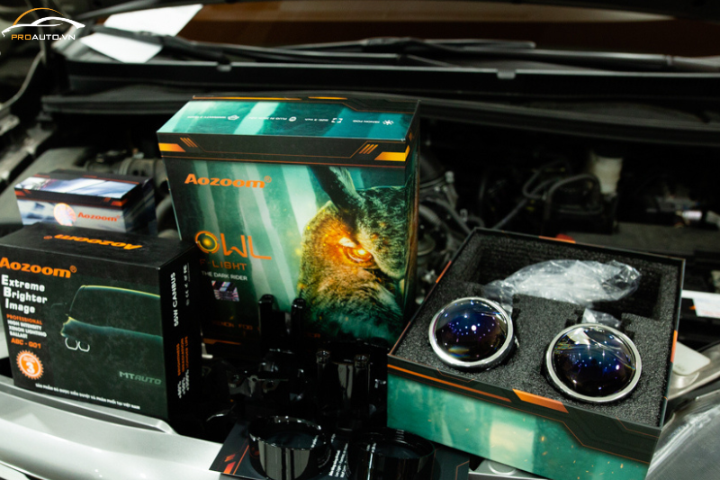 Đèn Aozoom độ bi gầm xe Volvo EC40