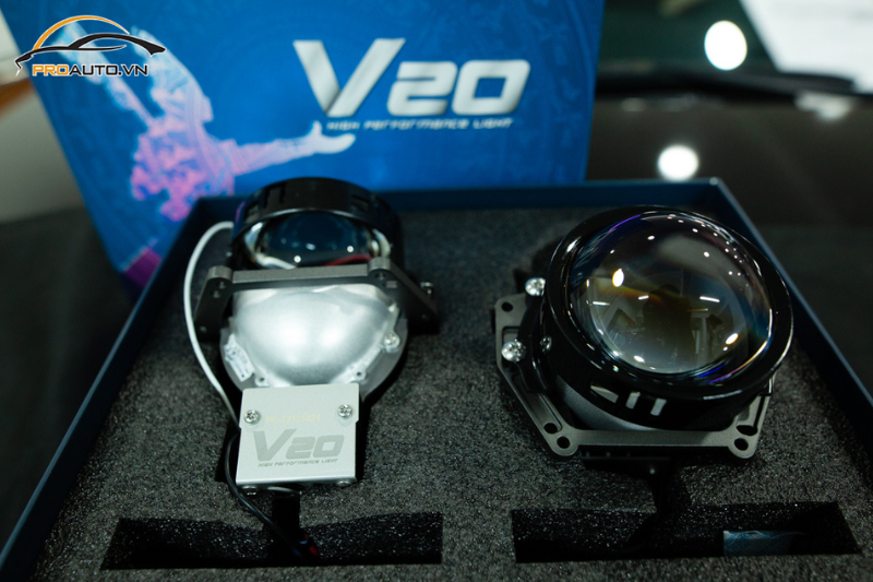 Thương hiệu GTR - Độ đèn xe Volvo EC40