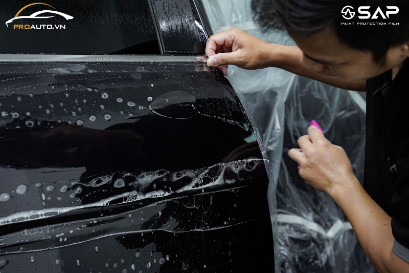 Vì sao nên lựa chọn dán PPF SAP A cho xế hộp?