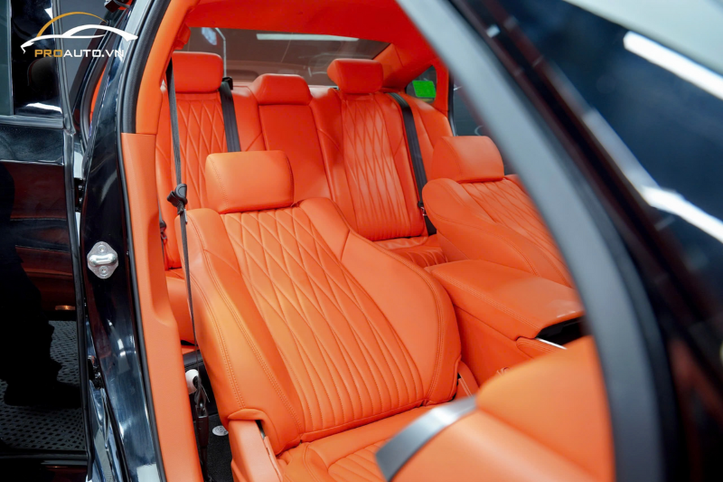 Bọc ghế da, đổi màu nội thất - Phụ kiện đồ chơi xe Volkswagen Arteon 2025