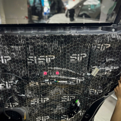 Cách âm chống ồn xe Nissan Navara 2025 vị trí cửa