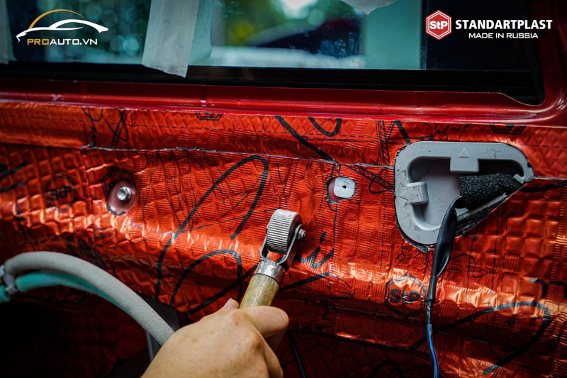 Dụng cụ dán cách âm chống ồn xe Volkswagen Arteon 2025 chuyên dụng