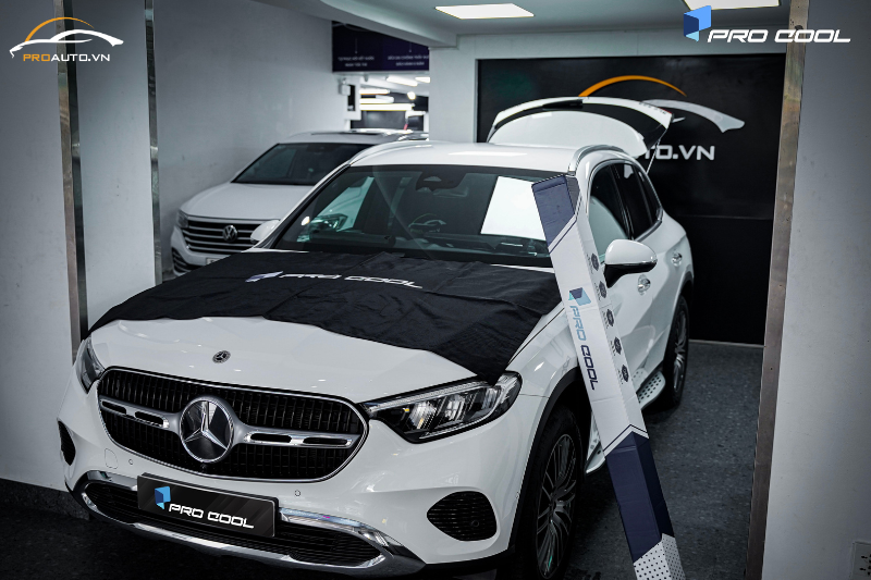 Giá phim cách nhiệt ô tô 4 chỗ - Mercedes GLC 200 dán phim cách nhiệt Pro Cool