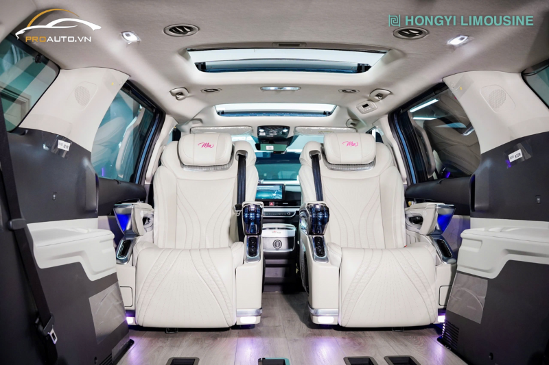 Kia Carnival độ ghế Crystal 4.0 Pro Max kem