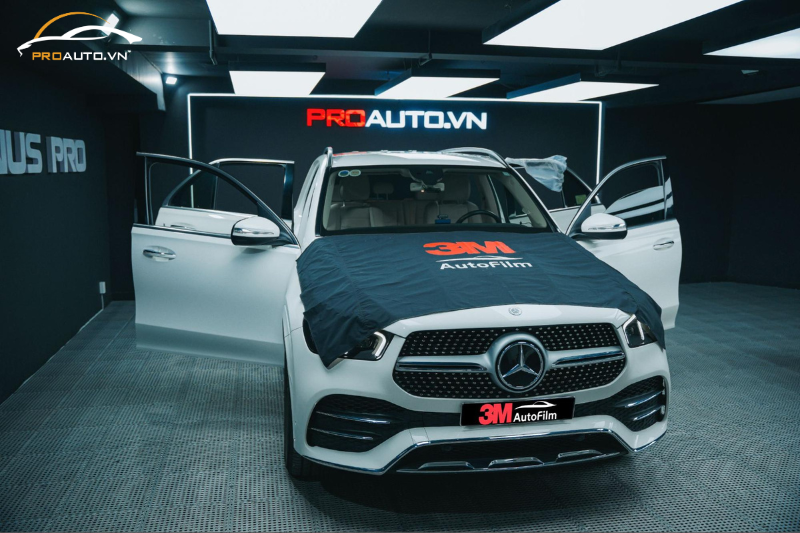 Phim cách nhiệt loại nào tốt? Top 5 loại phim cách nhiệt ô tô tốt nhất 2025