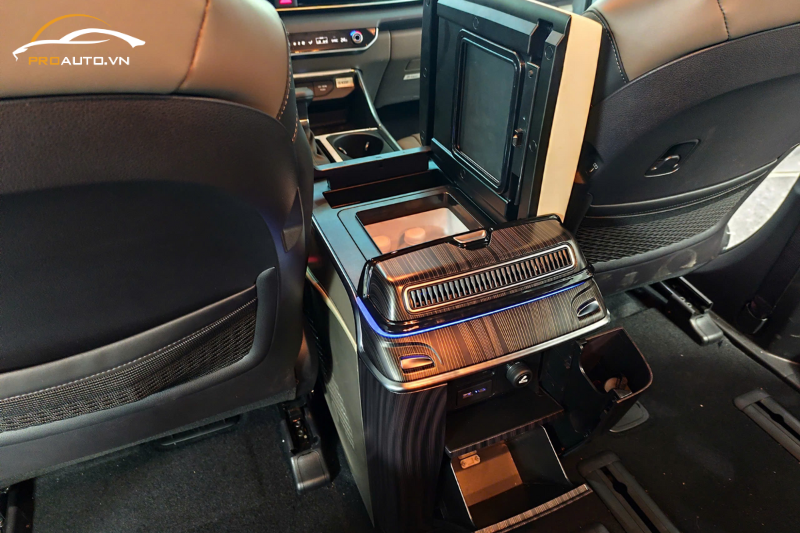 Sản phẩm con ngựa Kia Carnival thương hiệu Hongyi