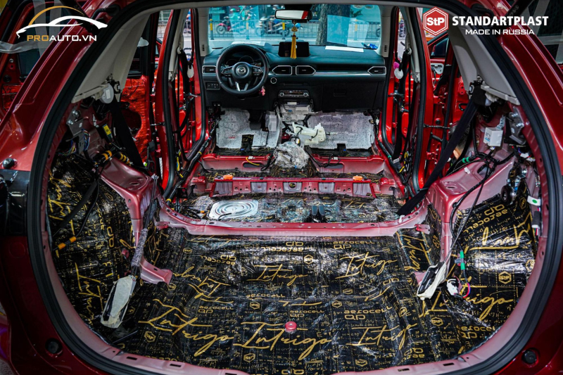 Cách âm chống ồn xe Mazda CX-5 2025 vị trí sàn xe