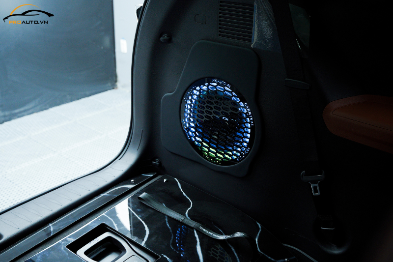 Chọn Sub hơi thương hiệu Gladen độ loa xe Mazda CX-5 2025