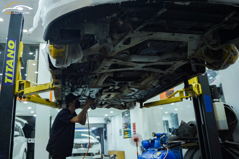 Đầu tư phủ gầm xe MG Cyberster liệu có cần thiết?