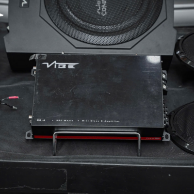 Độ loa xe MG Cyberster thương hiệu Vibe