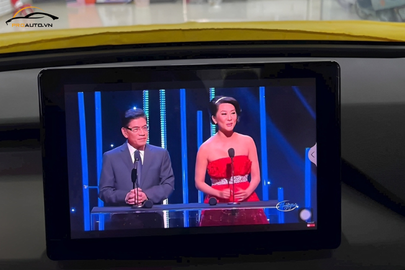 Giải trí đa phương tiện với màn hình Android Zestech ZT3