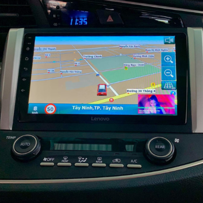 Màn hình DVD Vietmap Lenovo D1 4G có cần lắp cho xe hơi?