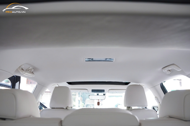 Bọc da ghế xe Nissan Navara 2025 tại trần xe